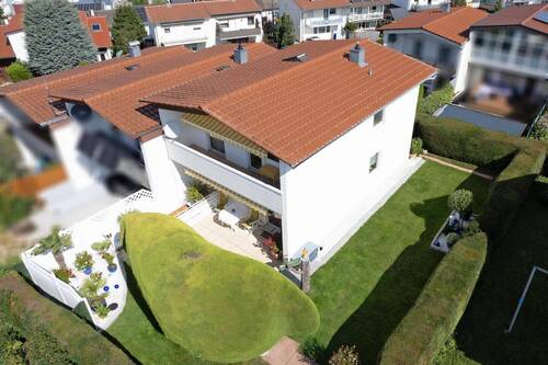 Rückseite und Garten - 5 Zimmer Reihenendhaus zum Kaufen in Hechingen