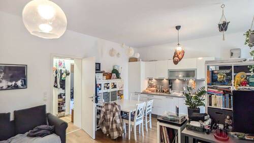 Wohnzimmer-4.jpg - HOMESK - Vermietete 2-Zimmer-Wohnung im sanierten Altbau mit Blick ins Grüne in Potsdam