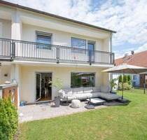 AIGNER - Attraktive Doppelhaushälfte mit Garten - modernisiert und bereit zum Einziehen! - Aschheim