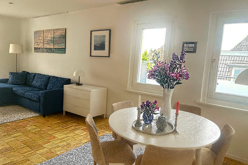 Wohnzimmer m. Essbereich - 