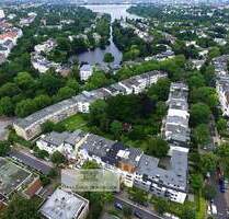 Dachterrassen-Traum: vermietete, sonnige 3-Zi. ETW Staffelgeschoß, absolute Alsternähe, ruhige Lage - Hamburg - Winterhude
