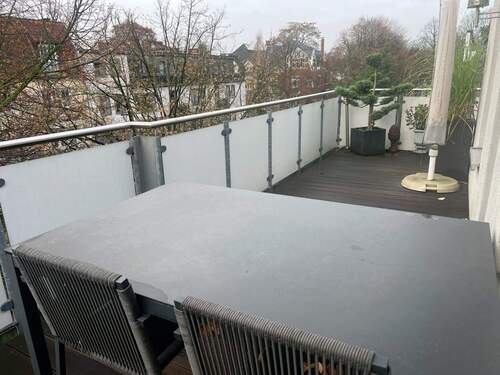 Terrasse Süden - Etagenwohnung mit 84,00 m&sup2; in Hamburg - Winterhude zum Kaufen