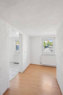 Diele - Mehrfamilienhaus, Wohnhaus mit 98,00 m&sup2; in Ingersheim zum Kaufen