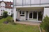 Garten mit Blick zur Loggia - 3 Zimmer Etagenwohnung in Sindelfingen