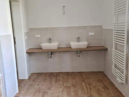 Hauptbad: moderne Waschtische - 