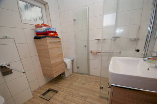 702 Bad - 