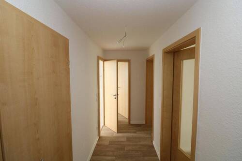 Beispiel Flur - Etagenwohnung mit 63,20 m&sup2; in Halsbrücke zur Miete