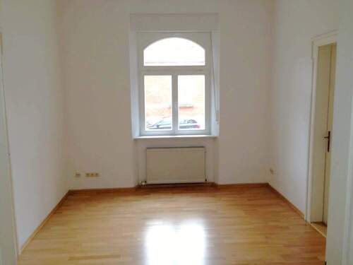 Zimmer 2 - 