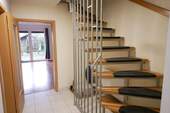 Diele mit Treppe ins OG.JPG - 