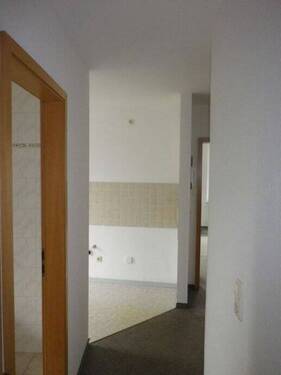 offene Küche zum Flur - 