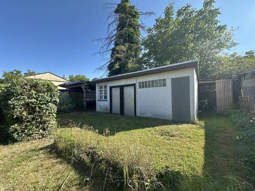 Gemauertes Sommerhaus - 