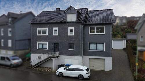 Frontansicht - Eigennutzung oder Vermietung? Bezugsfreie Wohnung in Oberdielfen