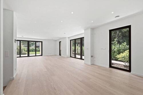 Ausblicke in den Privatgarten - 