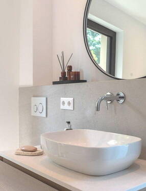 Hochwertige Bad-Ausstattung - 