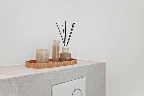 Praktische Ablageflächen - 