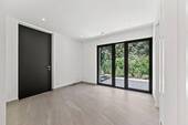 Einladendes Foyer mit Terrasse - 