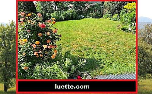 ebenes Rasengrundstück, sichtgeschützt - Einfamilienhaus (DHH), 7 ½ Zi, ca. 153 m² Wohnfl., in ruhiger, sonniger Lage, ideal für Familie mit Kindern, Holzpell...