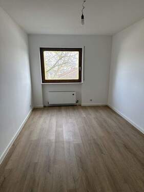 Kinderzimmer/ Büro A3 - 