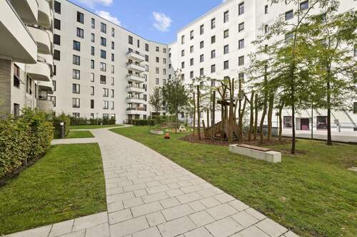 2. Innenhof mit Spielplatz - 