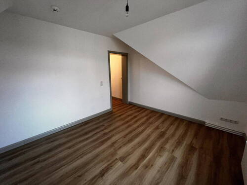 Arbeits/ Kinderzimmer - 