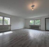 4-Zimmer-Wohnung mit flexibel nutzbaren UG-Räumen und 2 Stellplätzen - Hemhofen Zeckern