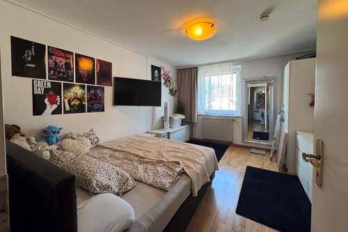 Blick in das Schlafzimmer - 