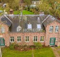 Tolles Ensemble im historischen Gewand! 2 Einheiten + 1 mit lebenslangem Wohnrecht - Zarpen