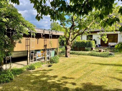 Ansicht_Carport - 5 Zimmer Einfamilienhaus zum Kaufen in Köthel