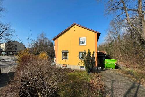 Ansicht von Süden - 8 Zimmer Einfamilienhaus in Dachau