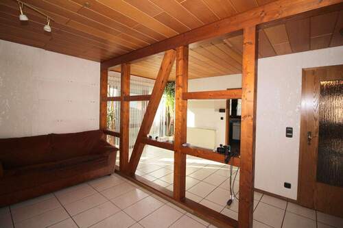 Blick vom Wohnzimmer zum Essbereich - Einfamilienhaus mit 197,00 m&sup2; in Rheinzabern zum Kaufen