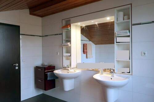 Tageslichtbad OG I - 