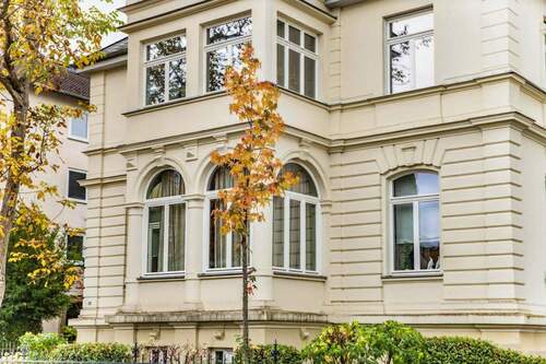 Vorderansicht - 6 Zimmer Etagenwohnung zum Kaufen in Wiesbaden