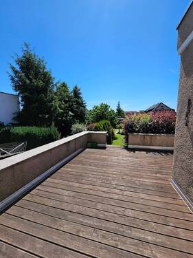 sonnige große Terrasse - 