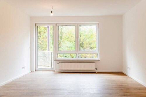 11 Zimmer mit Balkonausgang - 2 Zimmer Etagenwohnung in Flensburg