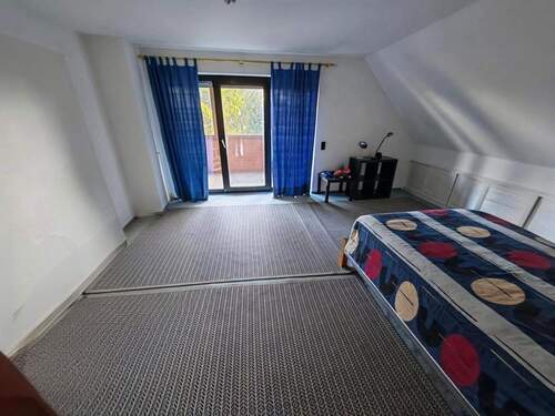 großes Schlafzimmer OG - 