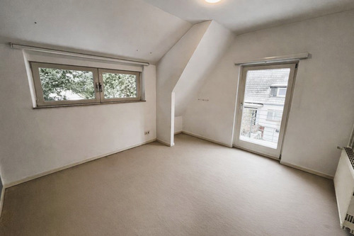 Schlafzimmer mit Balkon - 