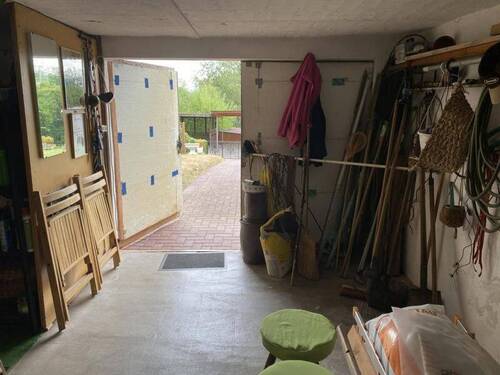 Garage - 