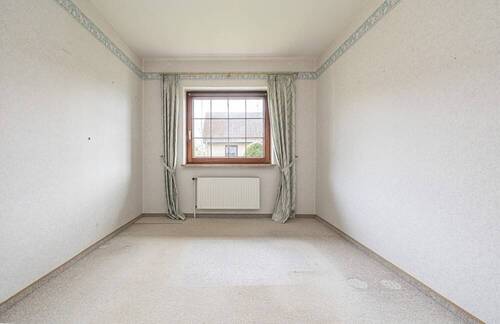 Weiteres Zimmer Erdgeschoss - 