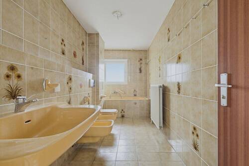 Badezimmer OG - Reihenendhaus mit 143,80 m&sup2; in Stutensee zum Kaufen