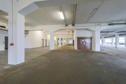 Gewerbefläche / Halle EG - 