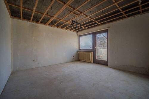 Zimmer 1 - 3 Zimmer Etagenwohnung in Heddesheim