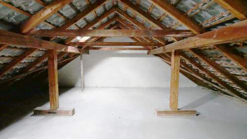 V1610 Dachboden (keine Dämmung im Fußboden) - 