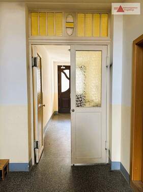 Hauseingangsbereich - 2 Zimmer Etagenwohnung in Chemnitz / Kaßberg