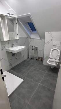 Bad 1 - Schöne 3-Zimmer Wohnung (Erstbezug nach Sanierung)