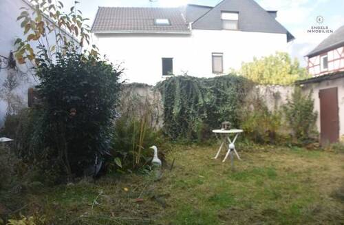 Innenliegender Gartenbereich - Doppelhaushälfte mit 170,00 m² in Leutesdorf zum Kaufen