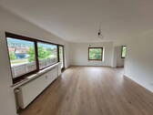 Wohnzimmer - 4 Zimmer Etagenwohnung zum Kaufen in Heubach