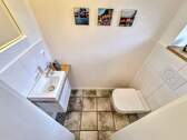 Gäste-WC im Erdgeschoss - 