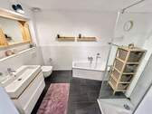 Bad im Obergeschoss - 