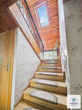 Flur 1 c und Aufgang OG - 