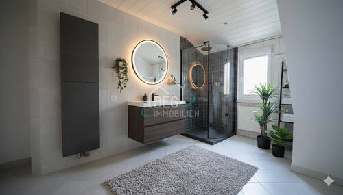 virtuell möbliertes Badezimmer - 